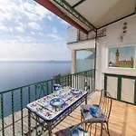 Apartment Romantic Casa Corallo - In The Center Of Positano